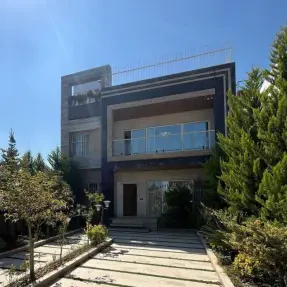 خرید ویلا تریبلکس شهرکی در چمستان نوساز