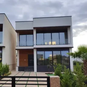 خرید ویلا دوبلکس شهرکی در چمستان نوساز