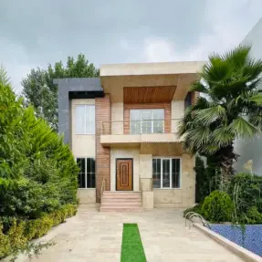 خرید ویلا دوبلکس شهرکی استخردار در آمل نوساز