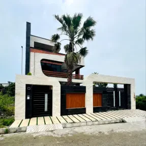 خرید ویلا تریبلکس استخردار در چمستان نوساز