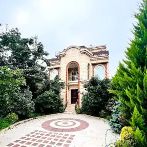 خرید ویلا تریبلکس شهرکی استخردار در آمل نوساز
