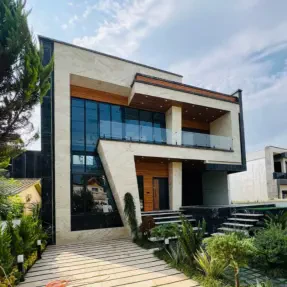 خرید ویلا دوبلکس استخردار در چمستان نوساز