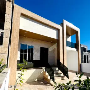 خرید ویلا نیم پیلوت شهرکی در چمستان نوساز